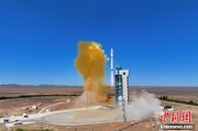 三口齐进我国首颗地球物理场探测业务卫星“张衡一号”02星成功发射