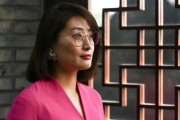 三口齐进宗馥莉，大消息！