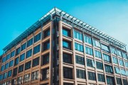 三口齐进保利置业集团：拟发行不超过10亿元公司债券，用于置换偿还回售公司债券本金的自有资金